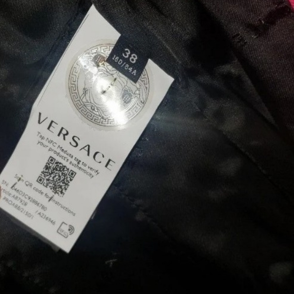 Gianni Versace Pink Pinstripe Blazer - Picture 2 of 9